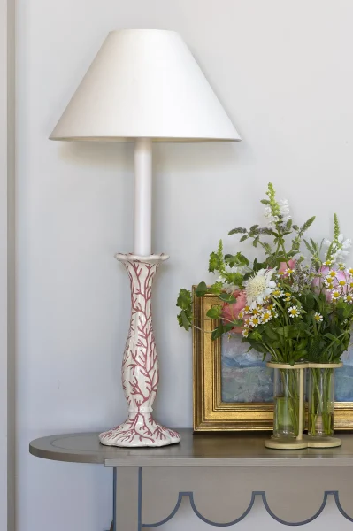 Seaweed Lamp Pink In Situ
