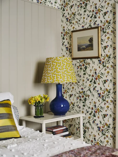 Wallpaper - Squiggle Citron In Situ